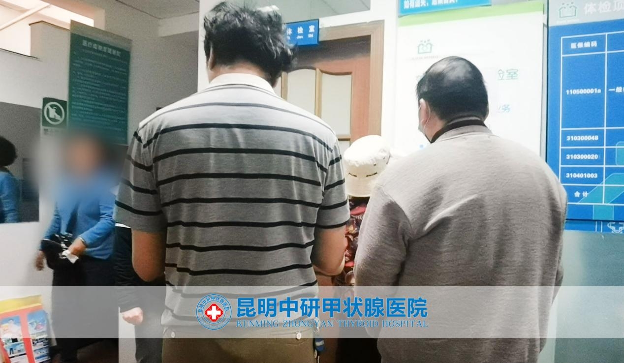 昆明中研甲狀腺醫院再次走進新迎社區爲居民進行健康義診服務