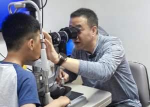 3年追蹤：眼軸回縮0.09mm，度數下降150度——封康教授後鞏膜加固術